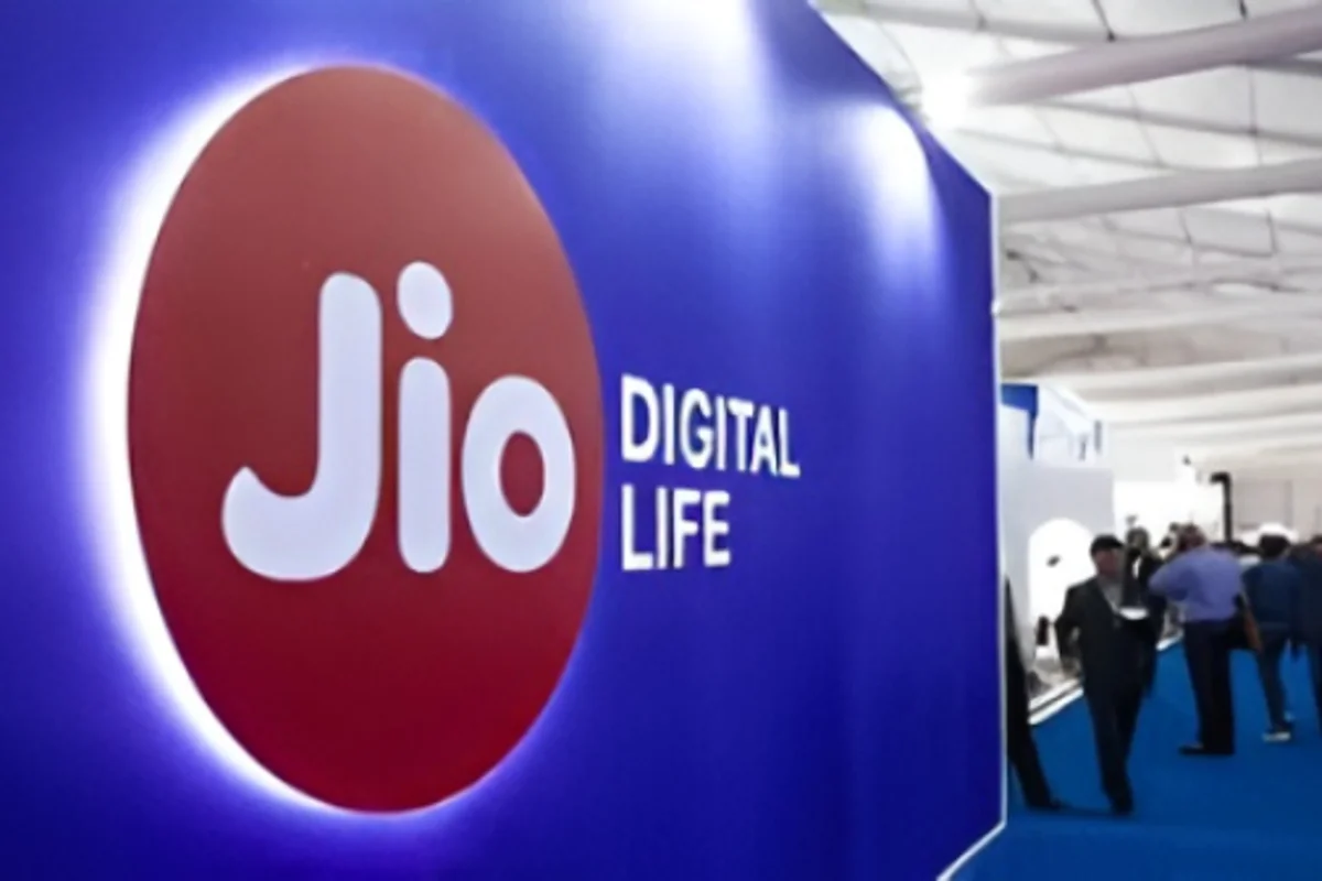 Reliance Industries Ltd.: Reliance Jio market debut delayed due to regulatory limbo